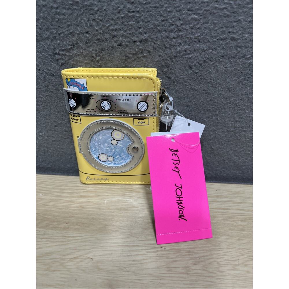 Betsey Johnson Kitsch Spin Me Bi-Fold Yellow Wallet BJ34665M New Sealed - Picture 7 of 13